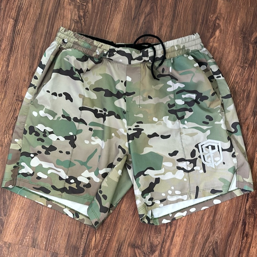 Born primitive training shorts
